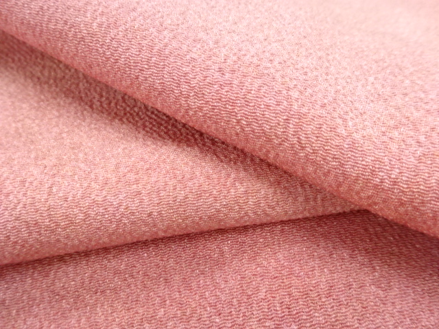  リサイクル　作家物　縮緬地暈し色無地着物